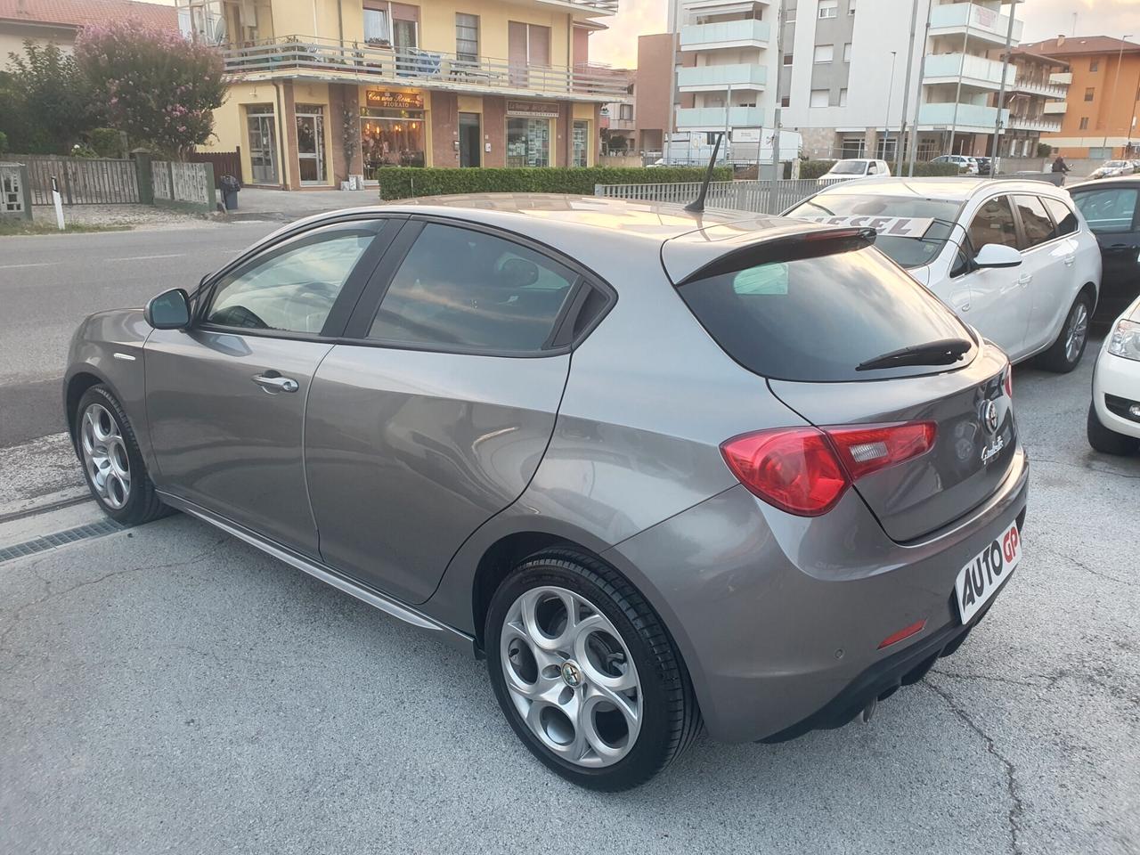 Alfa Romeo Giulietta 1.6 JTDm-2 105 CV Sprint 2015