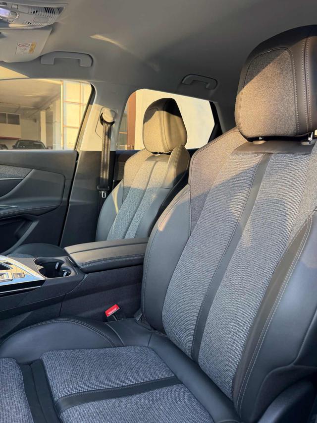 PEUGEOT 3008 PureTech Turbo 130 S&S EAT8 Allure