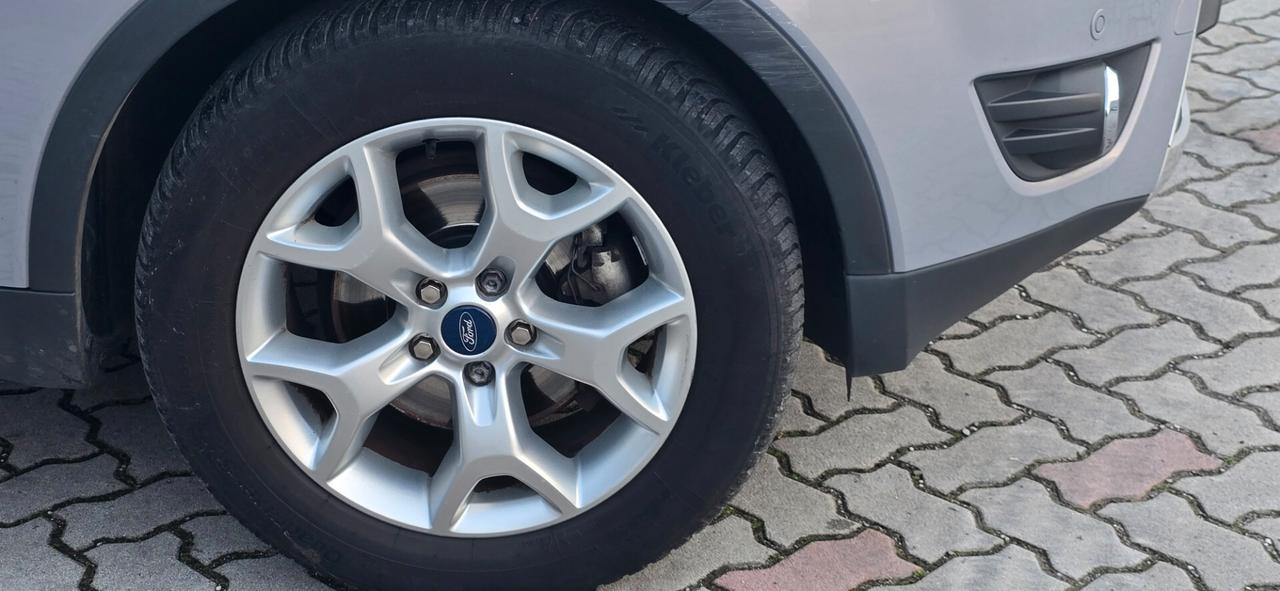 Ford Kuga 2.0 TDCi 140 CV 2WD Titanium DPF