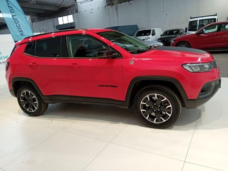 Jeep Compass 1.3 T4 240CV PHEV AT6 4xe Trailhawk