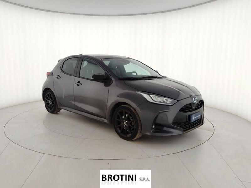 Toyota Yaris Hybrid Lounge MY22