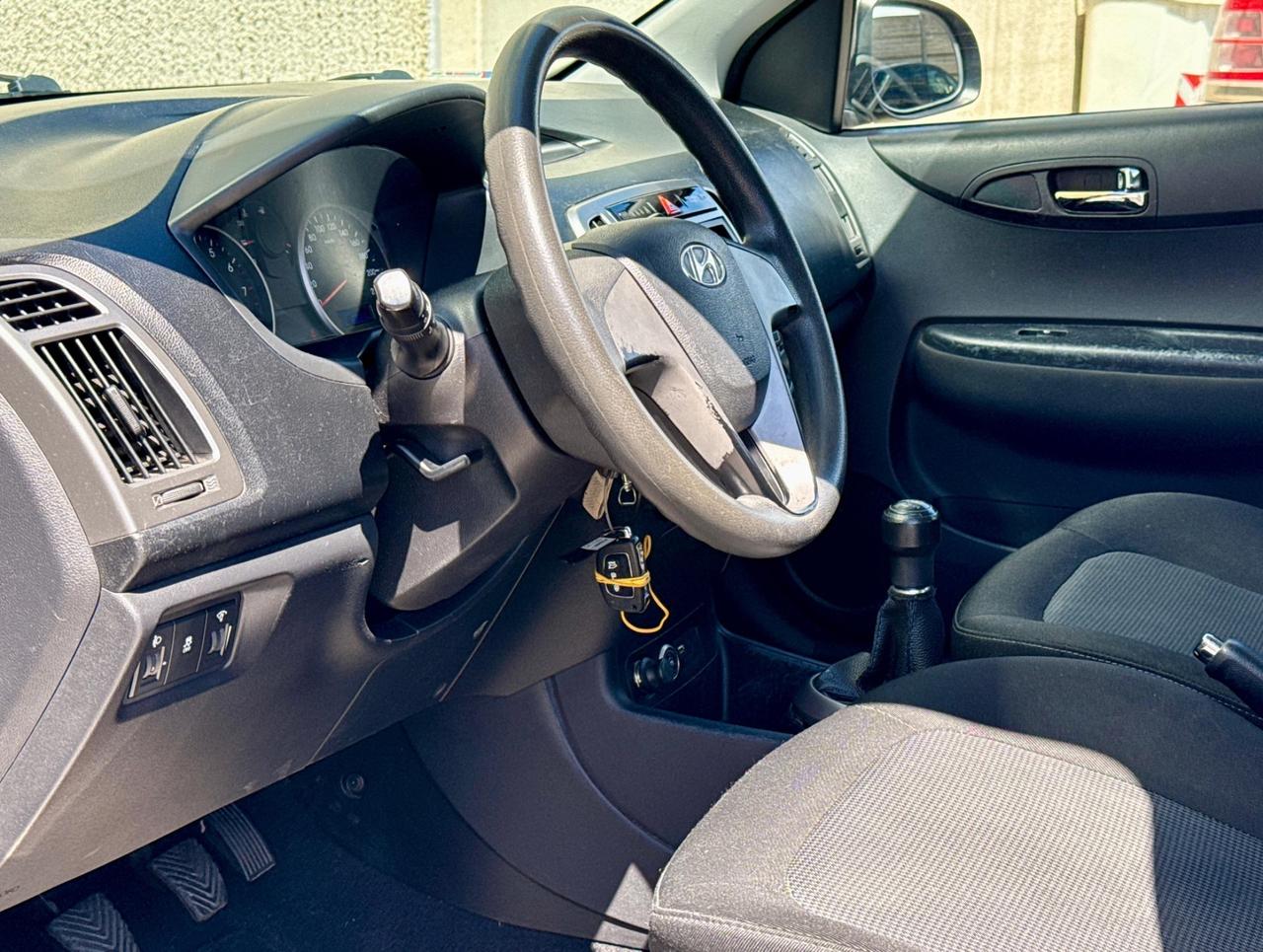 Hyundai i20 1.2 5p. Econext Sound Edition