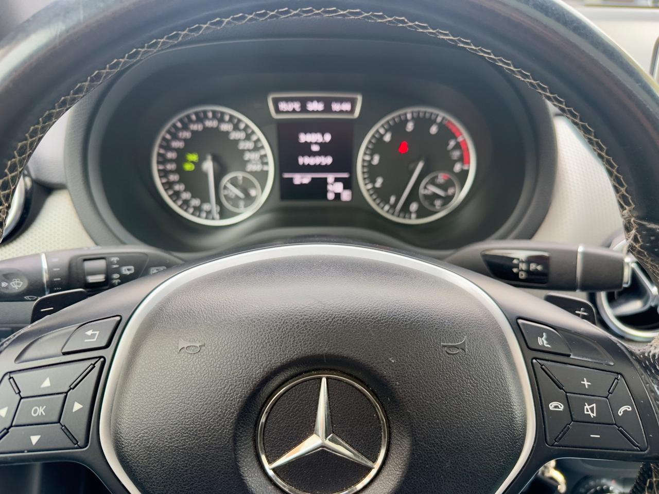 Mercedes-benz B 200 BlueEFFICIENCY Premium