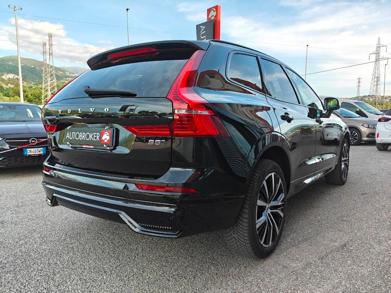 VOLVO XC60 (2017-->) XC60 B5 AWD automatico Ult...