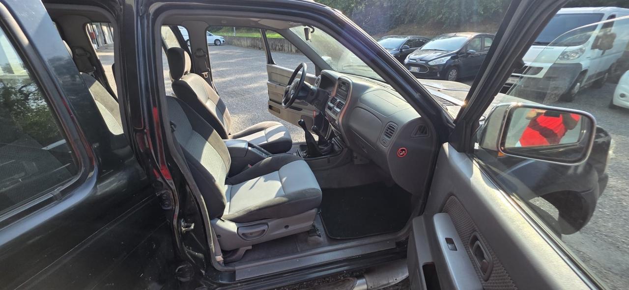 Nissan Pick Up Pick-up 2.5 TD 130CV 4 porte Double Cab Anniversary