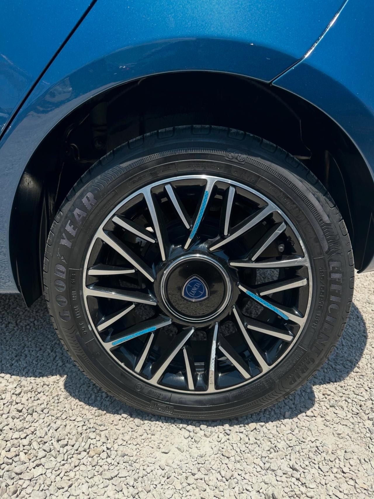 Lancia Ypsilon 1.2 69 CV 5 porte GPL Ecochic