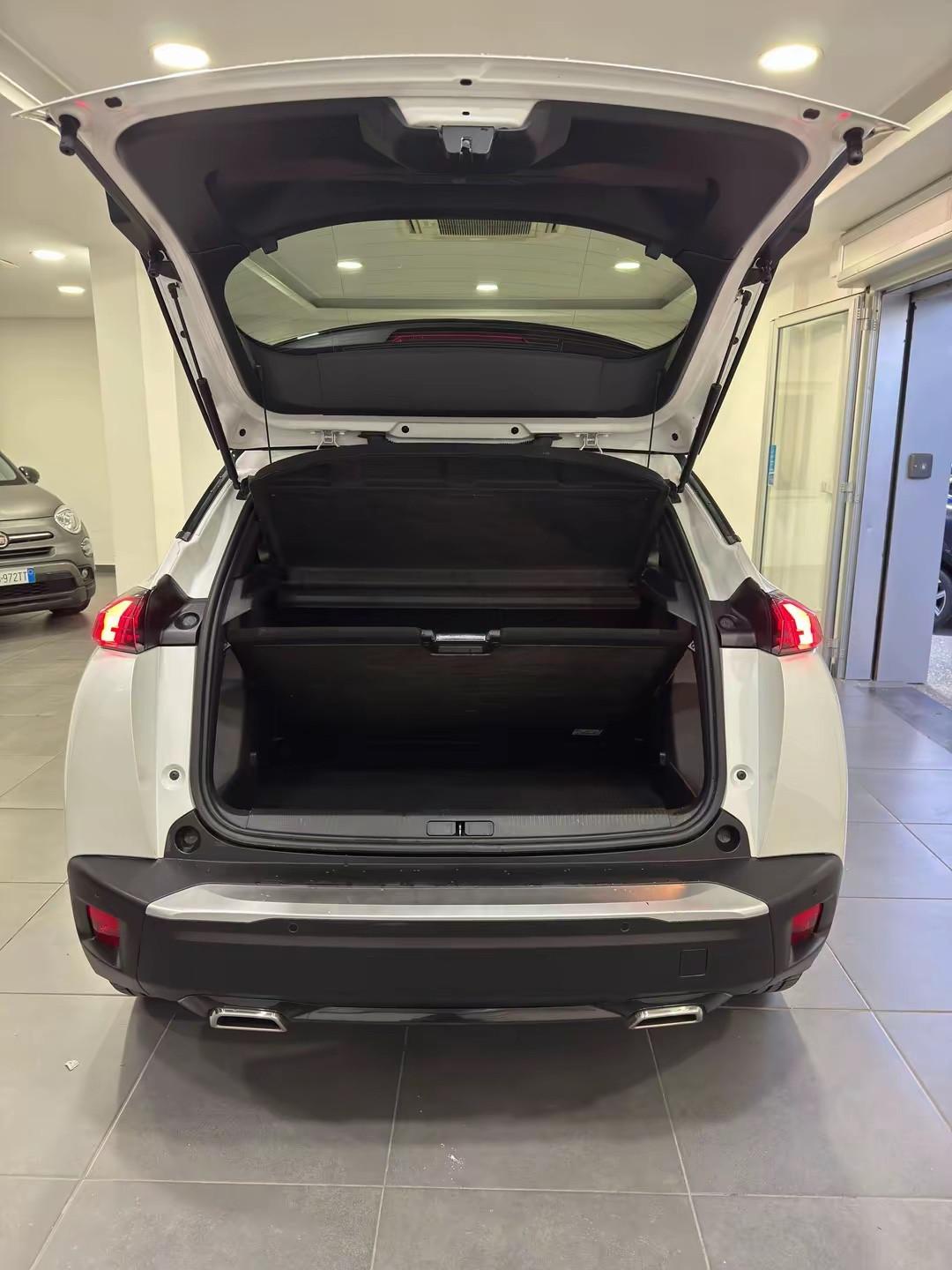 Peugeot 2008 PureTech 130 S&S EAT8 GT Line