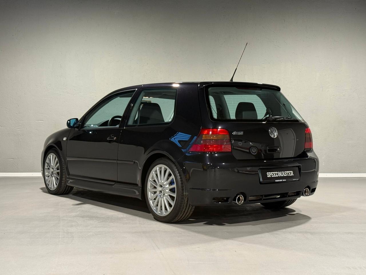 Volkswagen Golf 3.2 V6 cat 3 porte R32