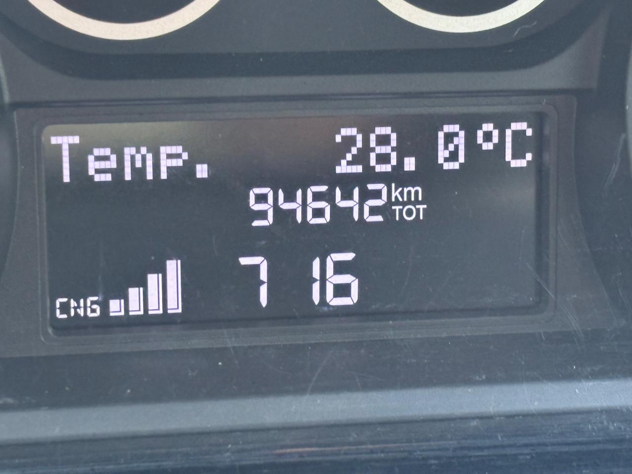 Lancia Ypsilon 5 porte Metano Ecochic OK NEOPATENTATI