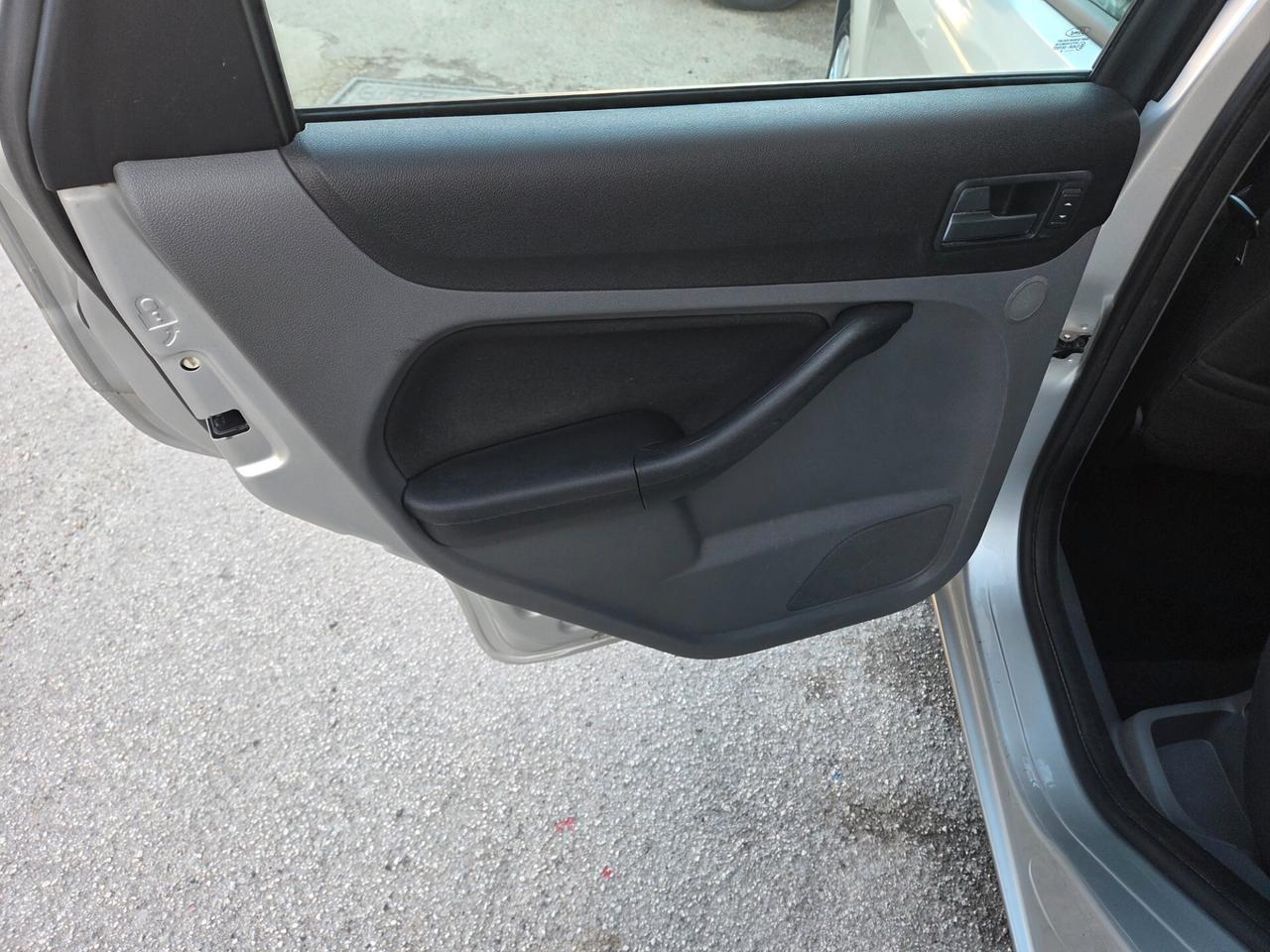 FORD FOCUS 1.6 TDCI TITANIUM ANNO 2009 KM CERTIFICATI