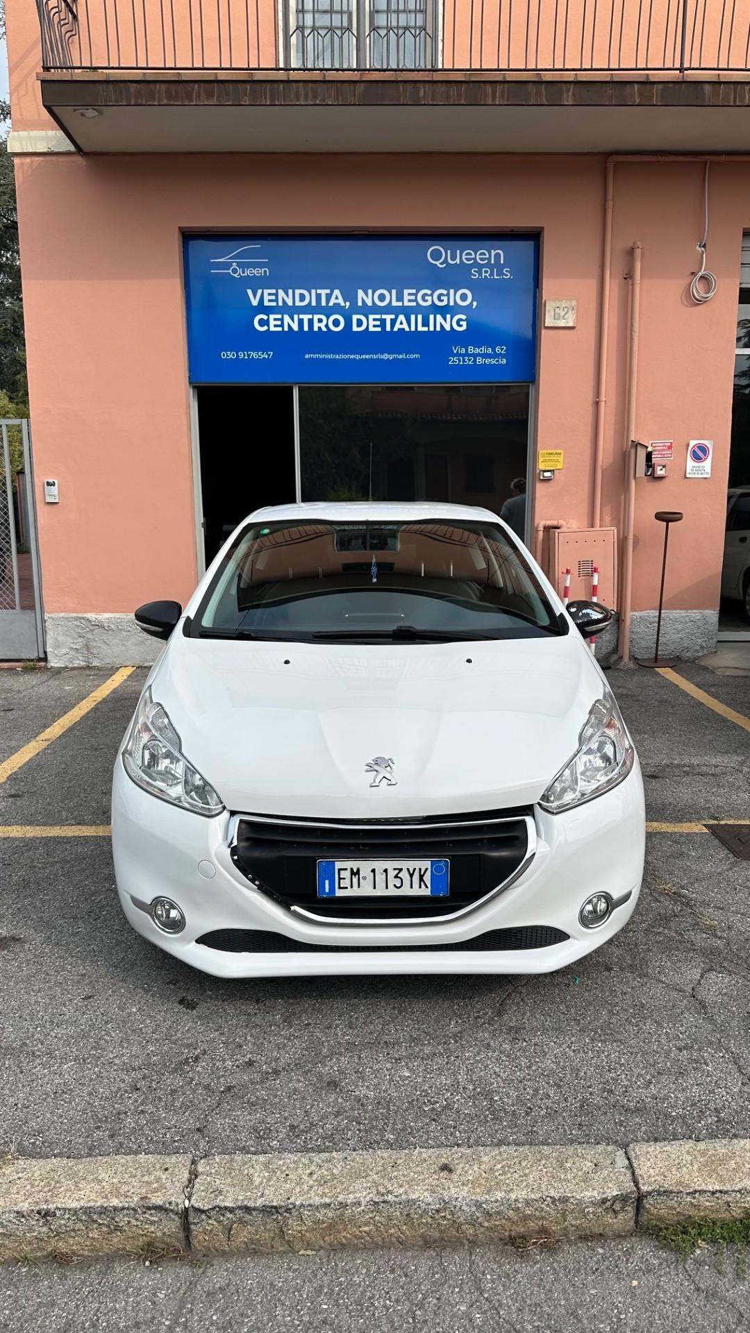 Peugeot 208 1.4 HDi 68 CV 3 porte Allure