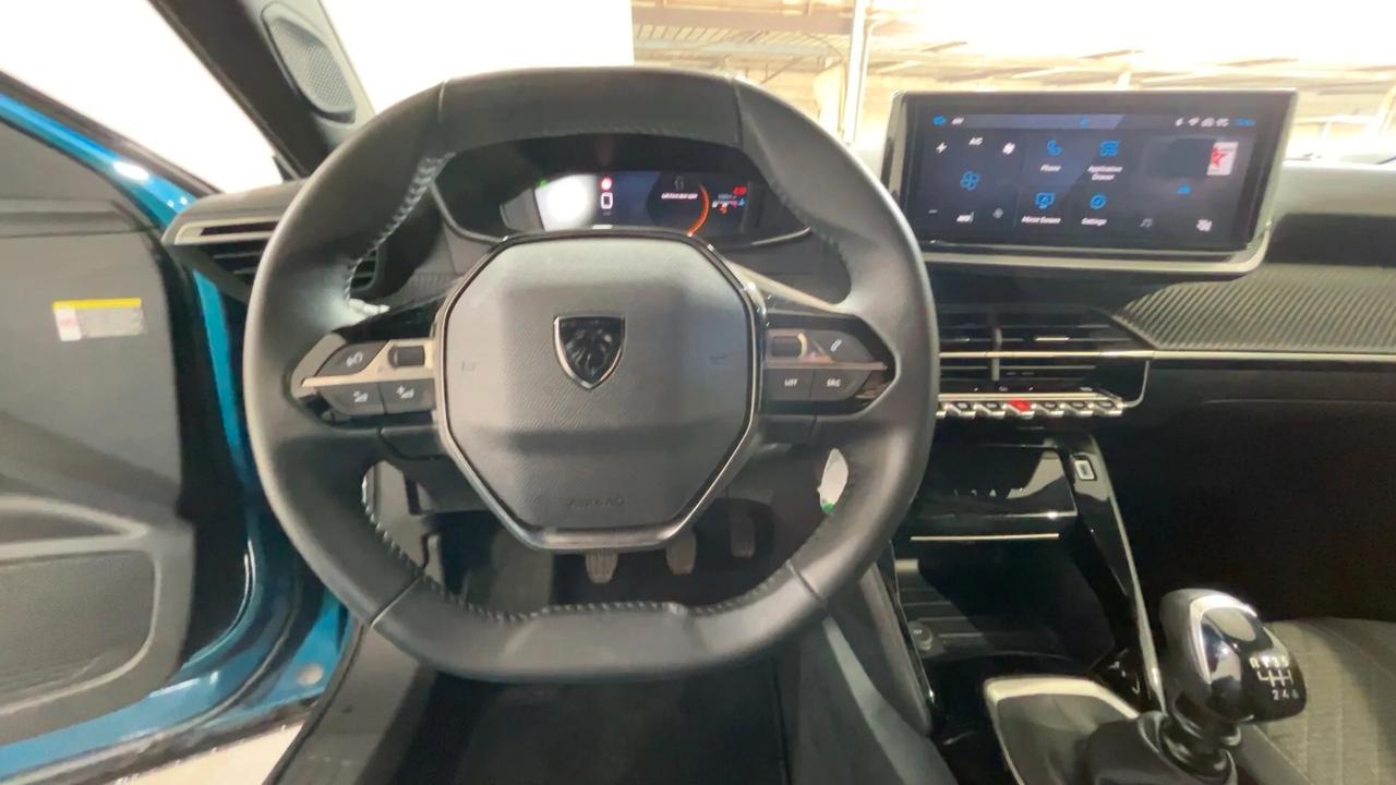 Peugeot 2008 PureTech 100 S&S Allure