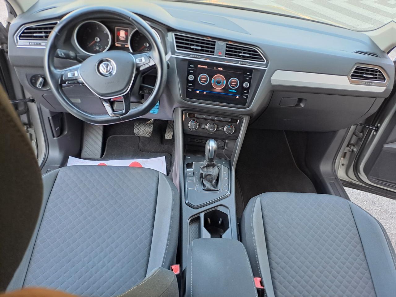 Volkswagen Tiguan 2.0 TDI SCR DSG Business BlueMotion Technology