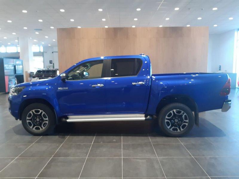 Toyota Hilux 2.4 D-4D A/T 4WD 4 porte Double Cab Executive