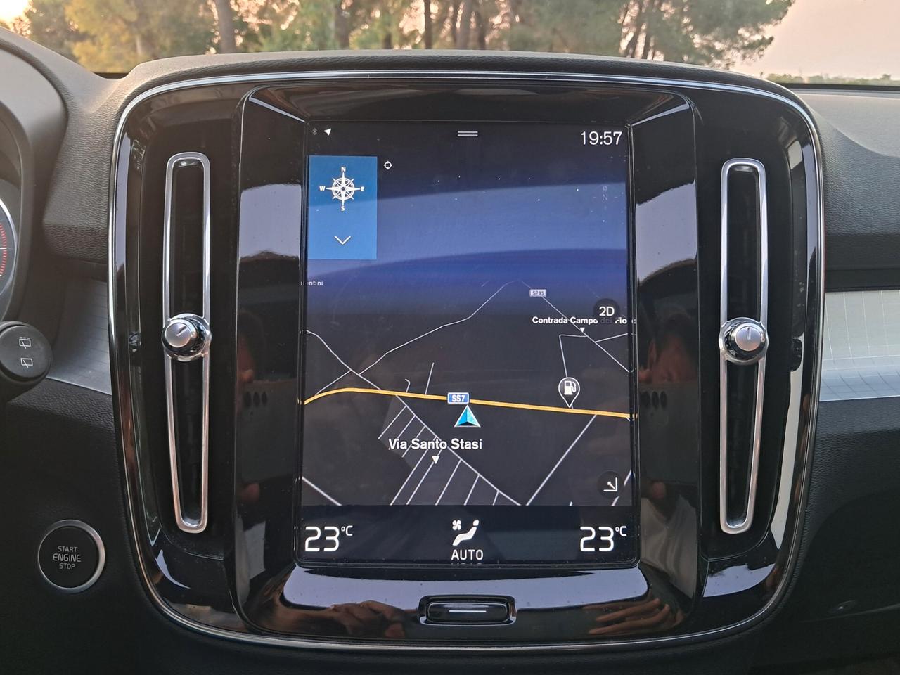 Volvo XC40-2.0-150CV*TETTO*CAM360°*LED*NAVI