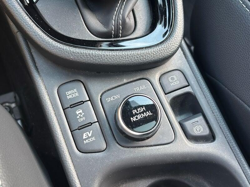Toyota Yaris Cross 1.5H (130 CV) Lounge E-CVT AWD-i