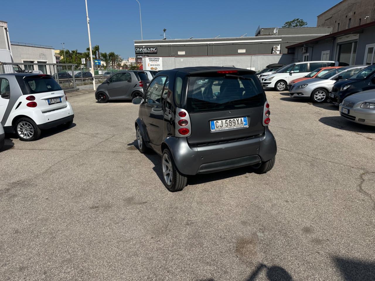 Smart 700 city-coupé pure (37 kW)
