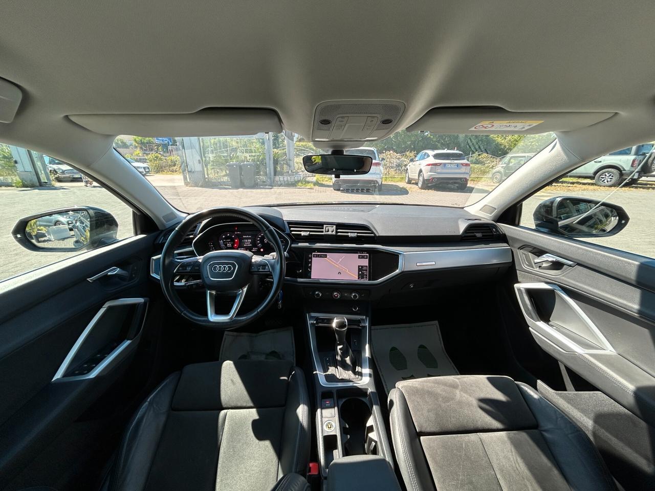 Audi Q3 Sportback 35 2.0 tdi s-tronic