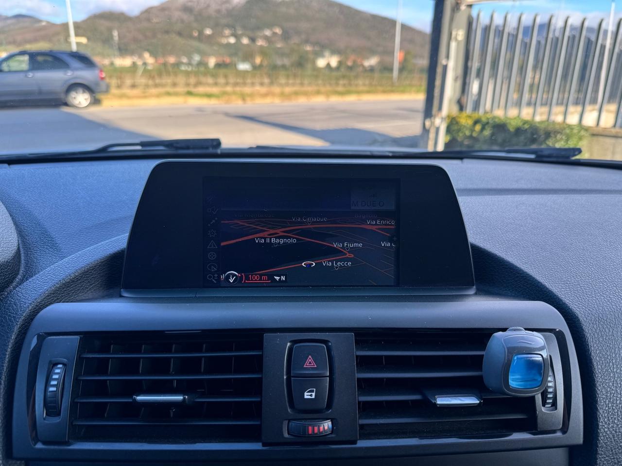 Bmw 116 116d 5p. Urban