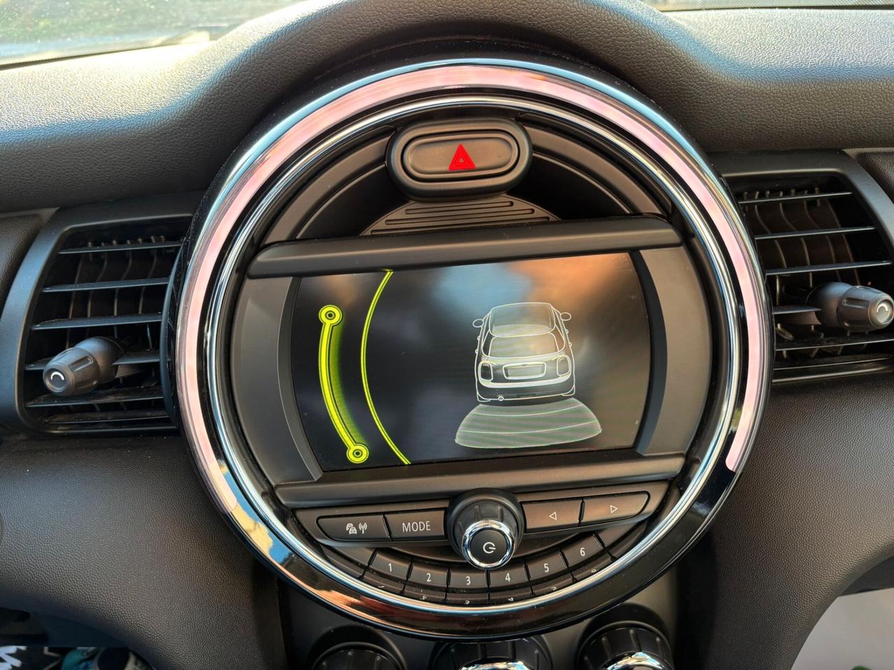 MINI 1.5 ONE D HYPE 5p - FULL-LED