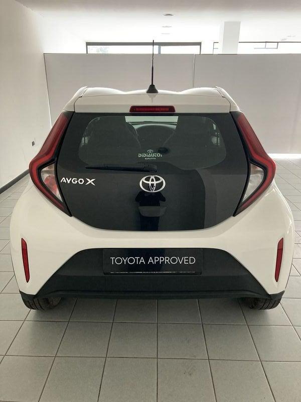 Toyota Aygo X 1.0B (72 CV) Active