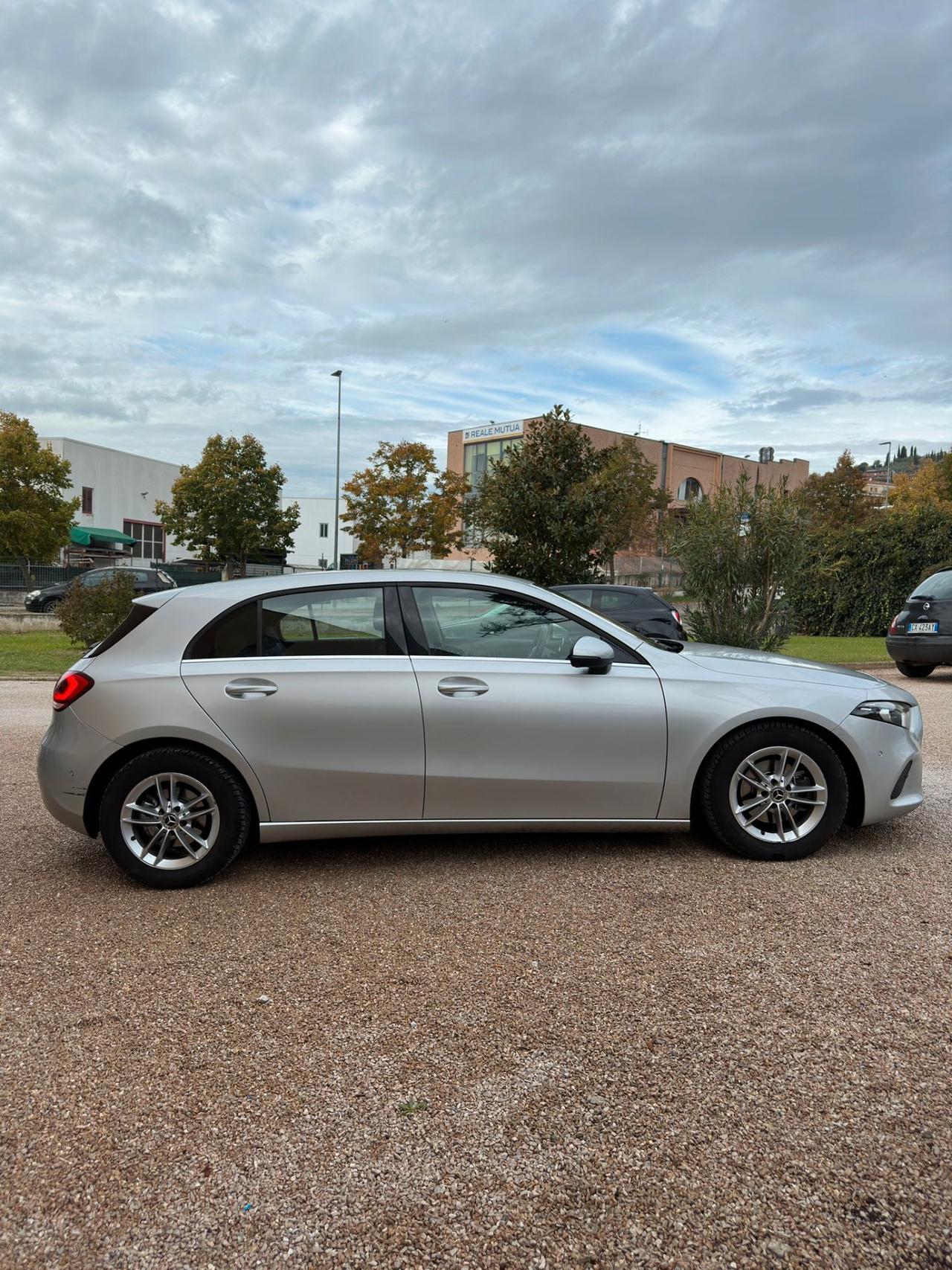 Mercedes-benz A 180 A 180 d Automatic Sport