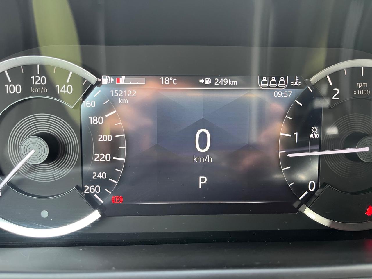 Land Rover Defender 90 2.0 Si4 300 CV AWD Auto