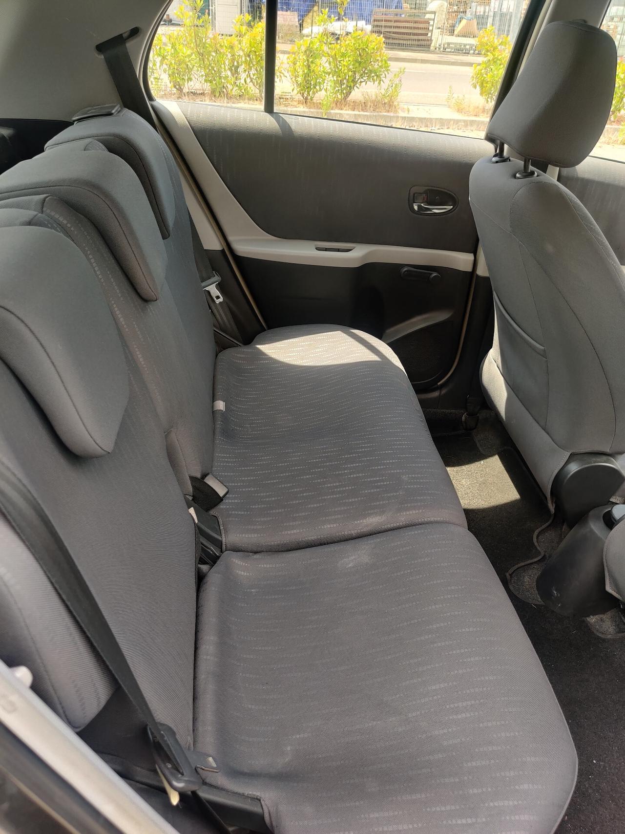 Toyota Yaris 1.3 5 porte Sol