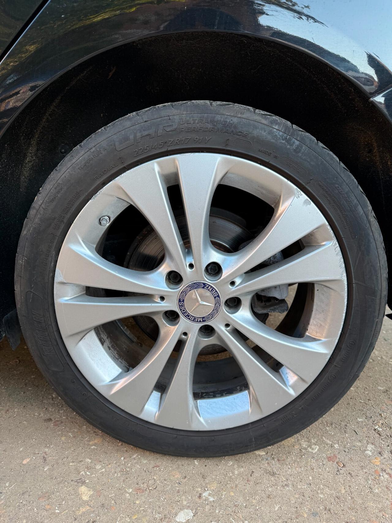 Mercedes-benz B 200 d Business