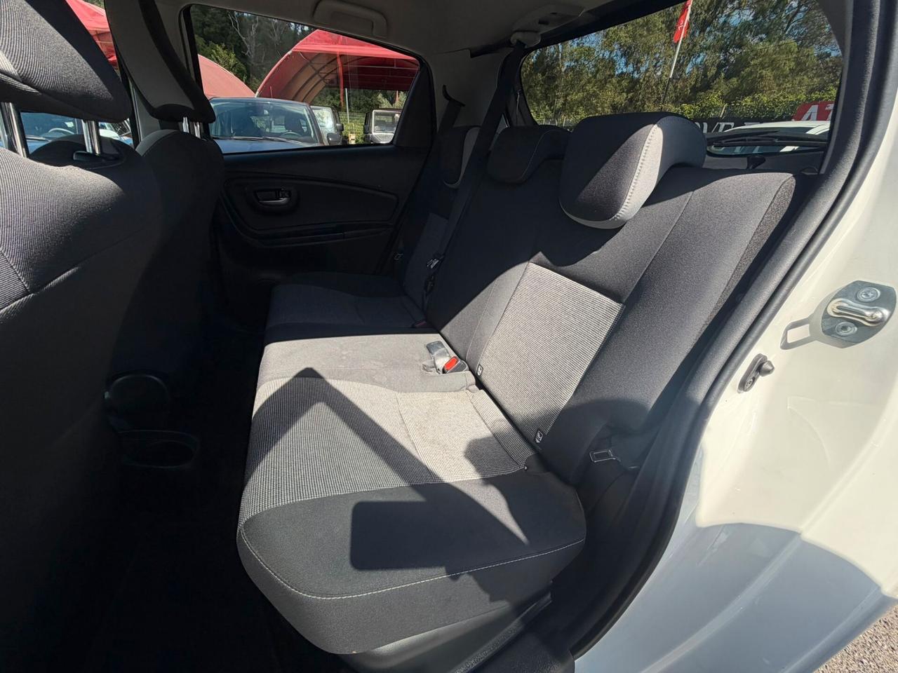 Toyota Yaris 1.5 Hybrid 5 porte Y20 Bitone