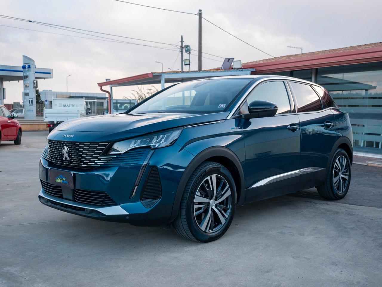 Peugeot 3008 Hybrid4 300 e-EAT8 GT