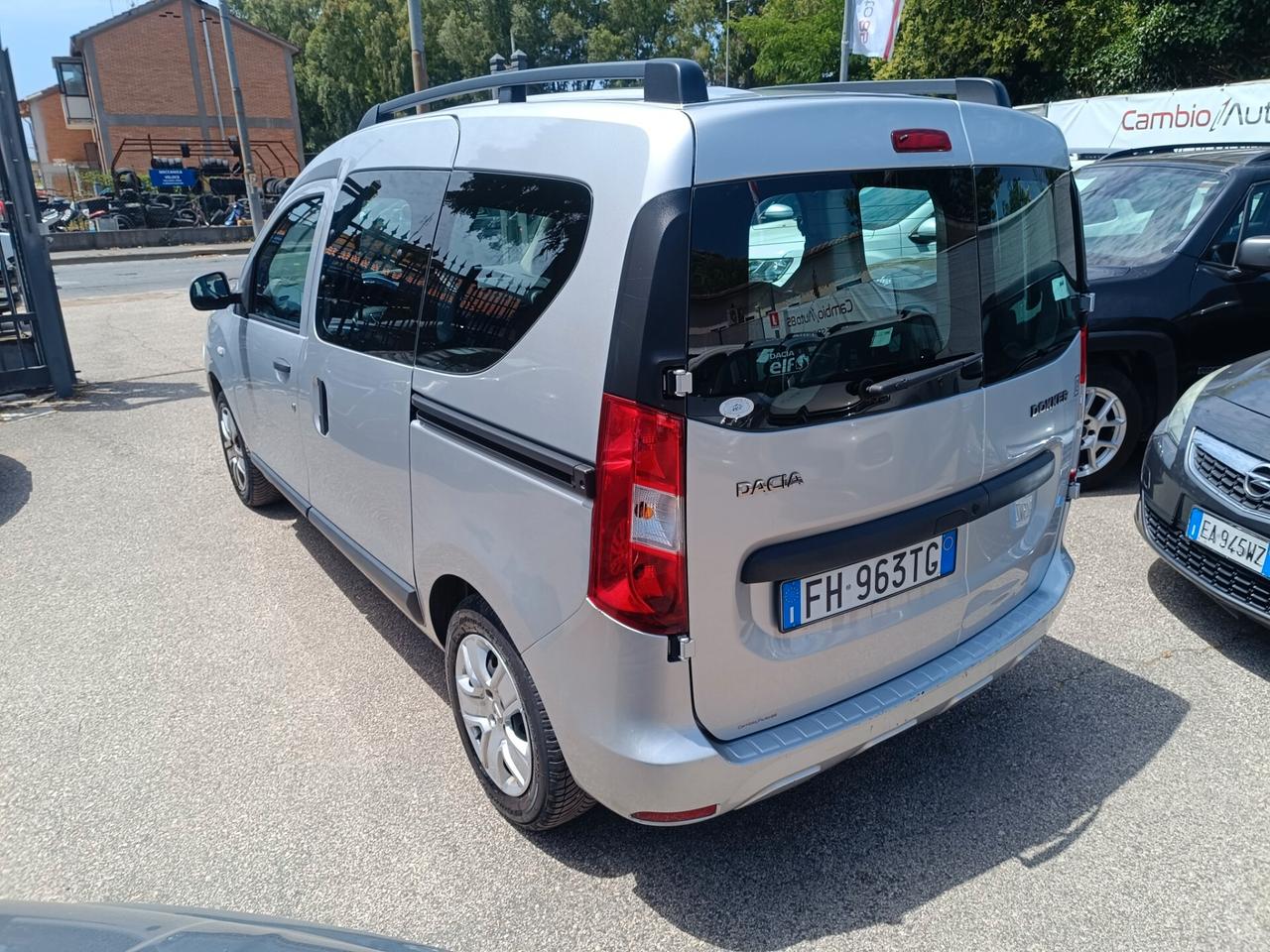 Dacia Dokker 1.6 8V 100CV Start&Stop GPL Lauréate