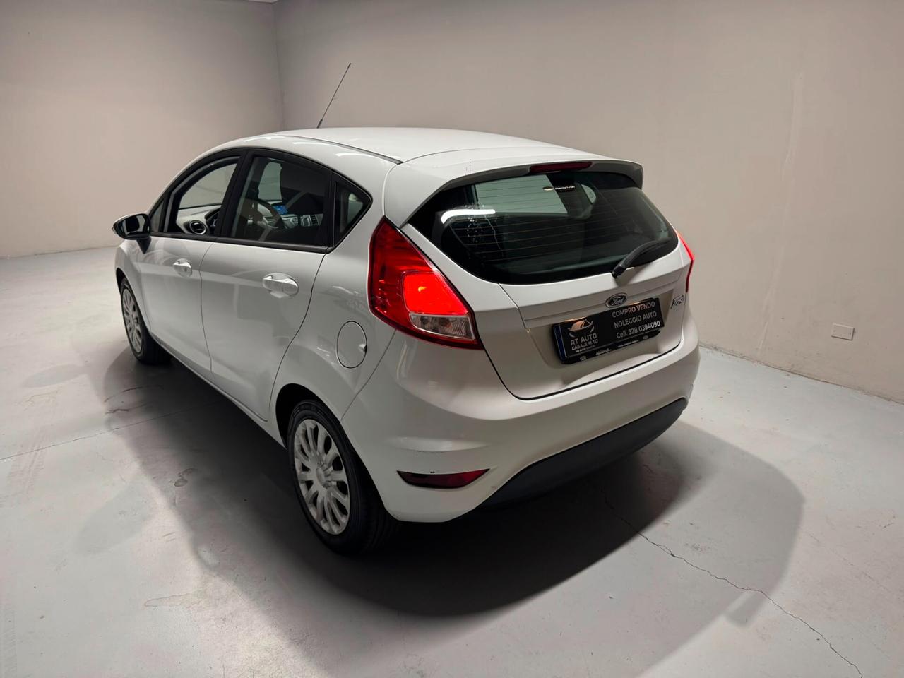 Ford Fiesta 1.5 TDCi 75CV 5 porte Black & White Edition