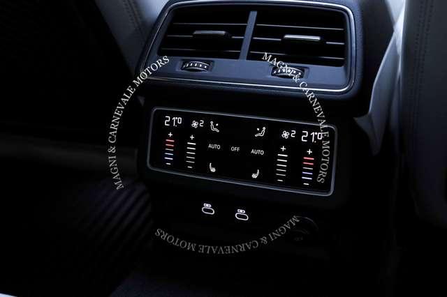 Audi RS6 PERFORMANCE|215.000€ LIST|SPEC. PAINT|DYN RACE