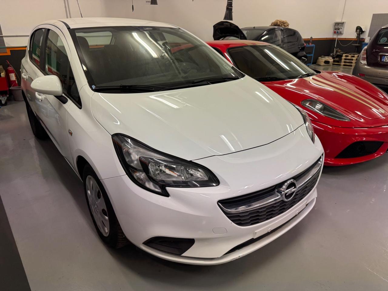 Opel Corsa 1.2 5 porte