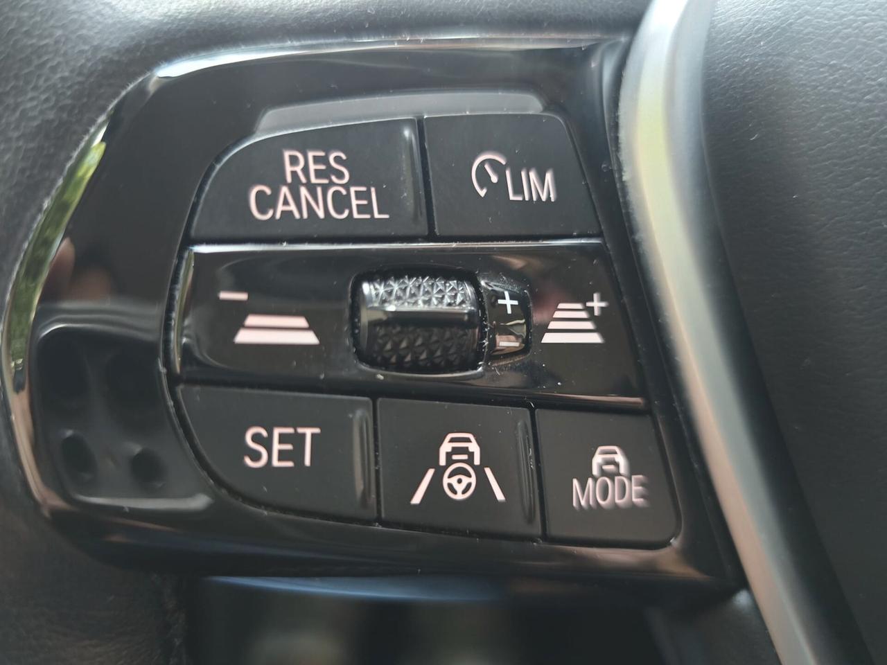 Bmw 520 520d 48V xDrive Touring Luxury - Automatica - Unico proprietario