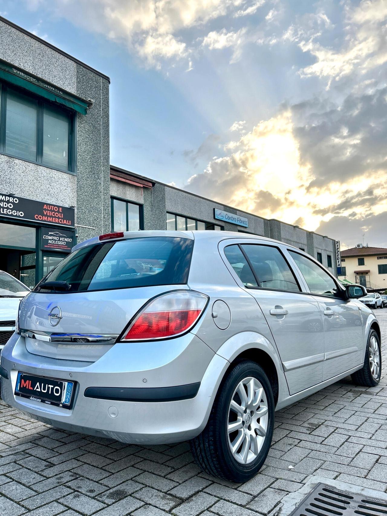 Opel Astra 1.4 16V Twinport 5 porte Enjoy - ok neopatentato