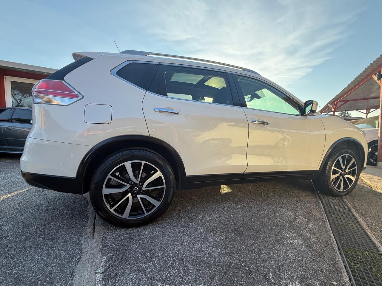 X-Trail 1.6 dCi 2WD Tekna-80 mila km -7 posti-rate