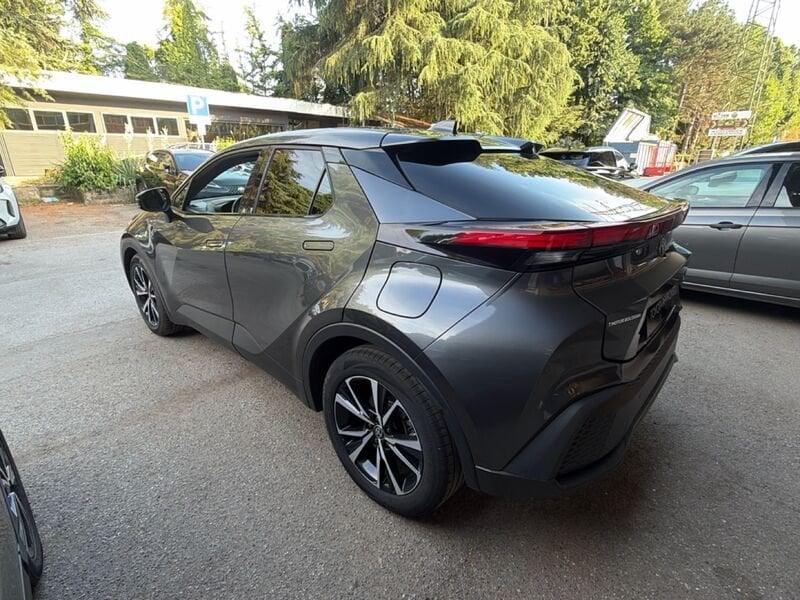Toyota C-HR 1.8 HV E-CVT Trend