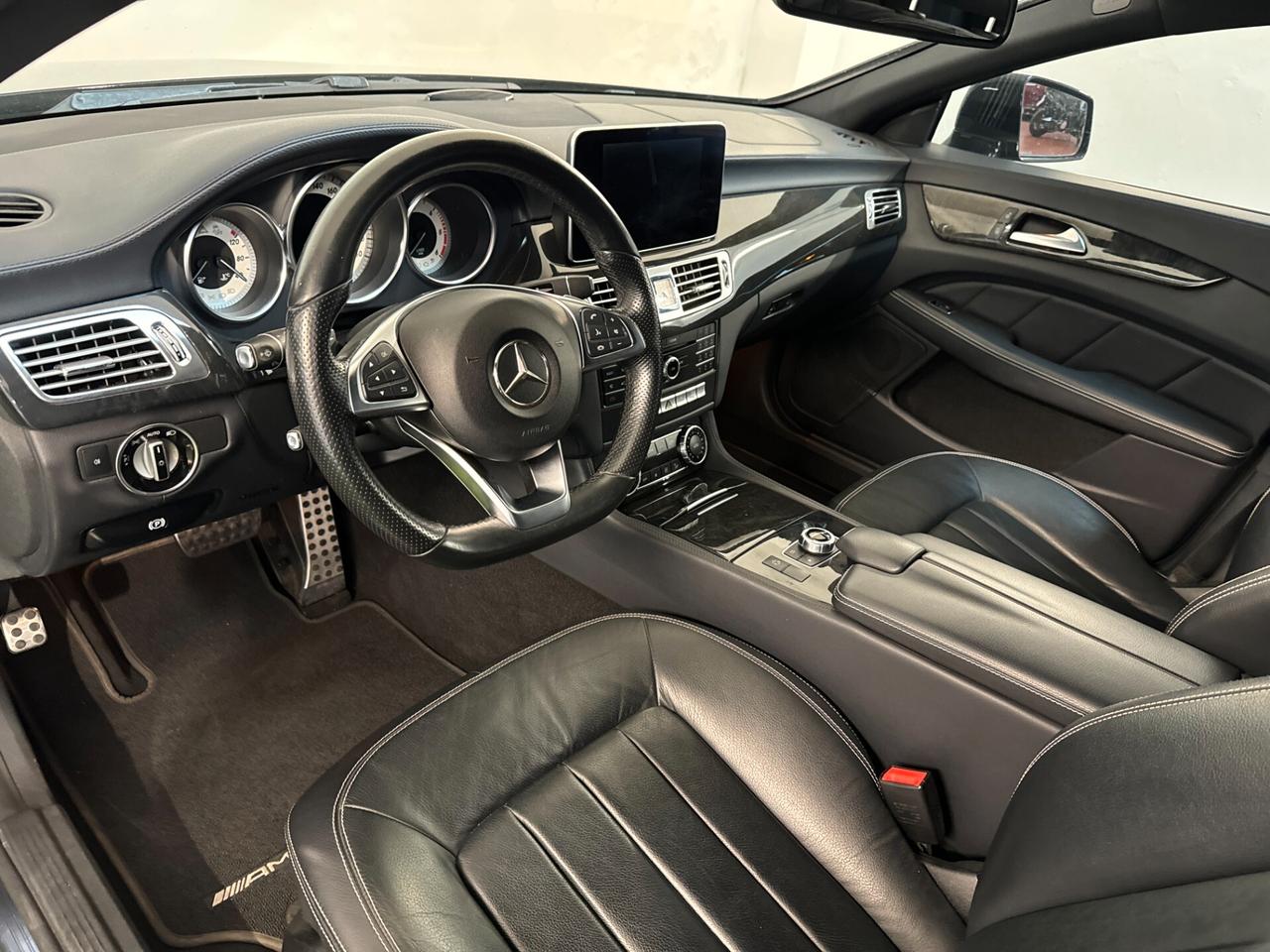 Premium 4matic FULL OPTIONAL S.B. AMG LINE