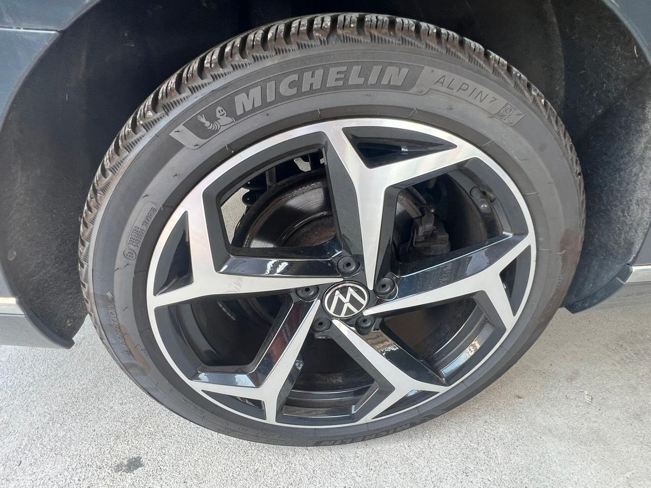 Volkswagen Passat Variant 2.0 TDI SCR 200 CV 4MOTION DSG Executive