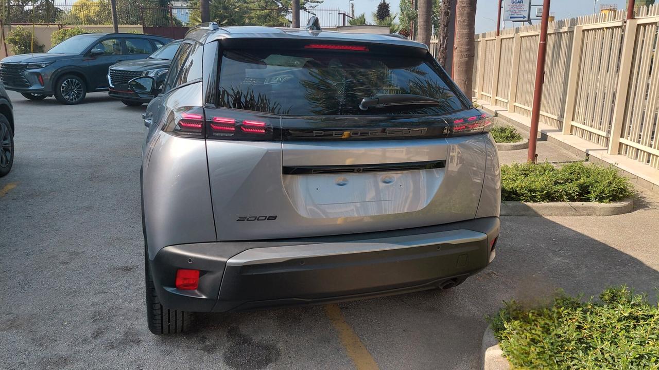 Peugeot 2008 PureTech 100 S&S Allure