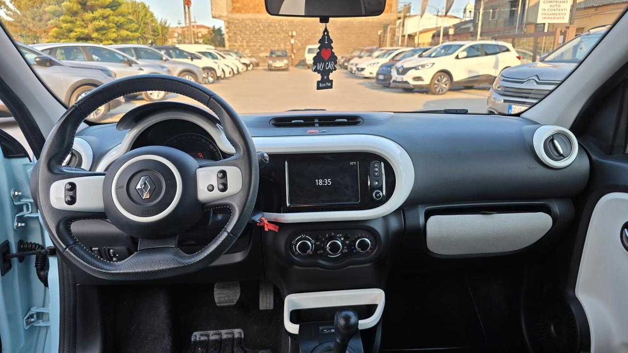 Renault Twingo SCe EDC La Parisienne