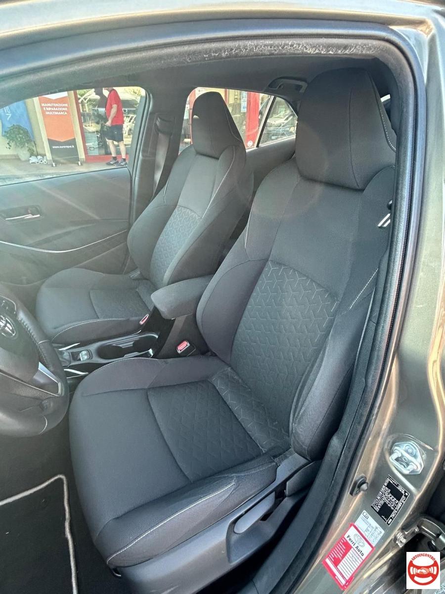 TOYOTA - Corolla 1.8h Style cvt