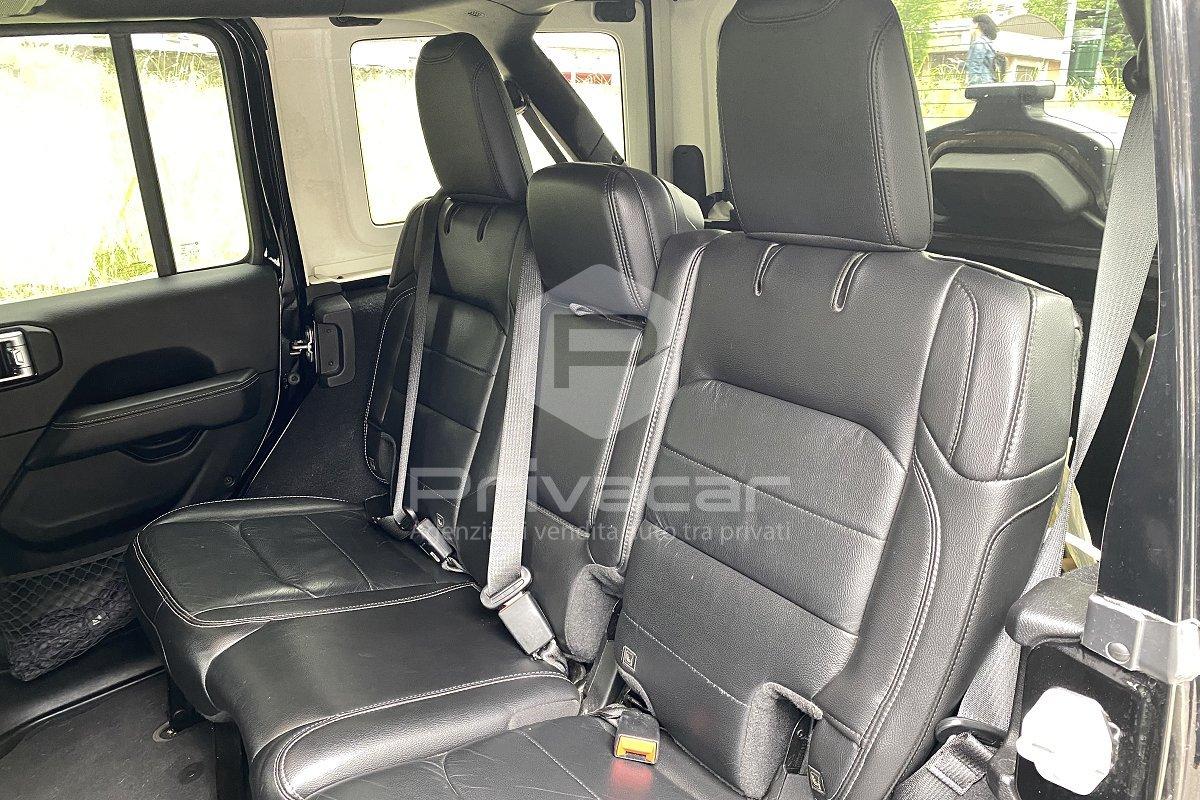 JEEP Wrangler Unlimited 2.2 Mjt II Sahara