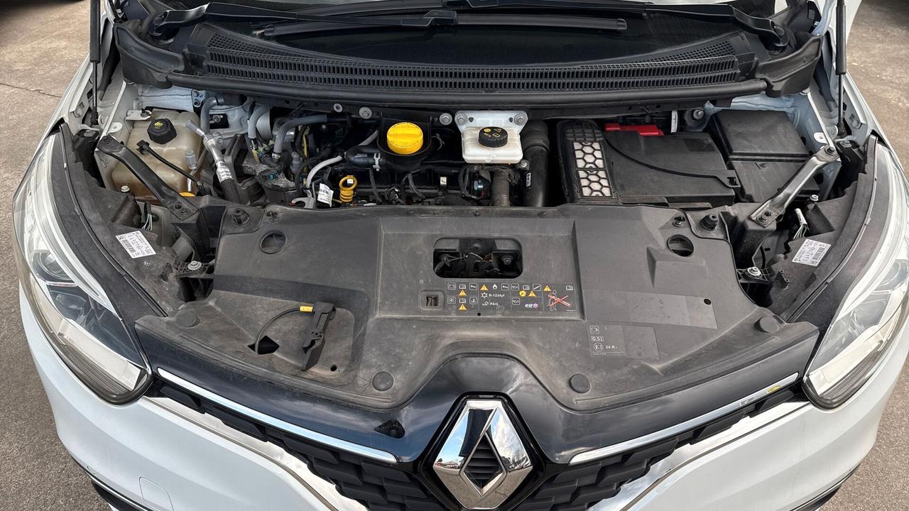 Renault Scenic Blue dCi 120 CV EDC Sport Edition2
