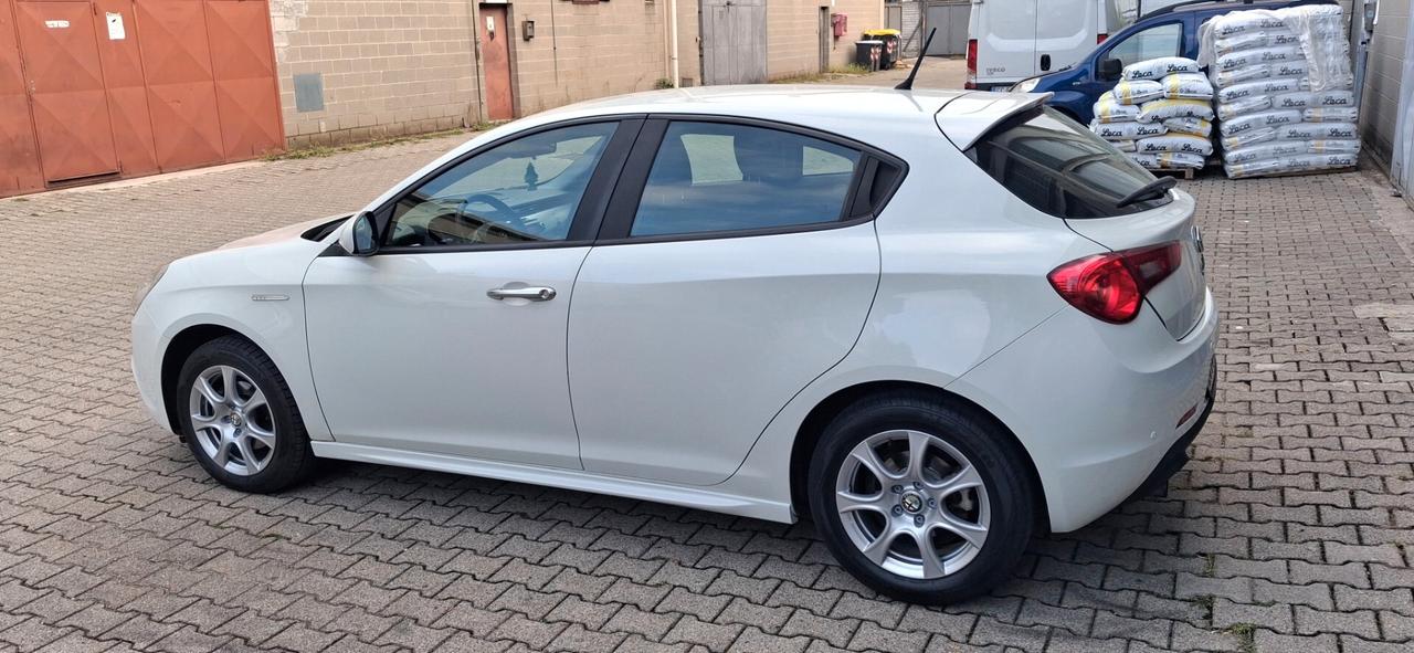 Alfa Romeo Giulietta 1.4 Turbo 105 CV Progression