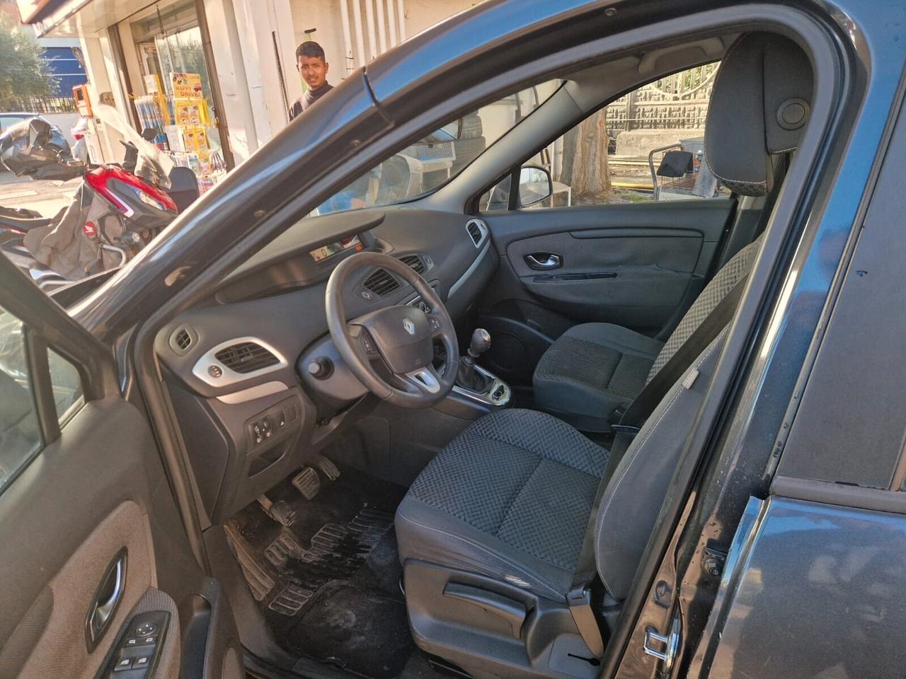 Renault Scenic Scénic 1.5 dCi 110CV Dynamique