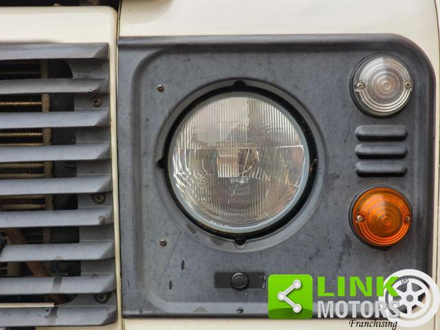 LAND ROVER Defender 2.4 TD4 122 CV 110 Crew Cab