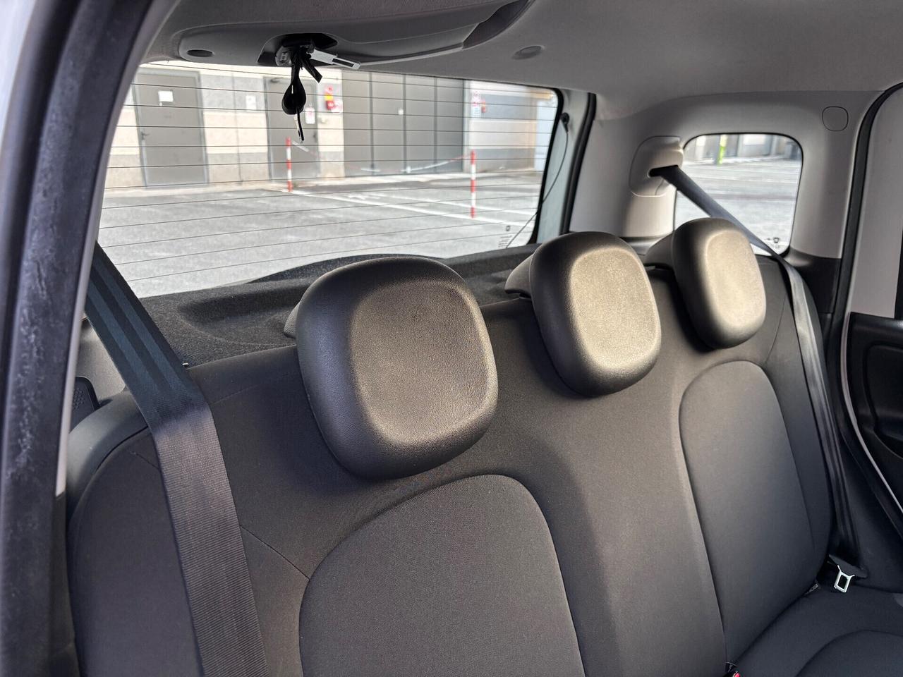 FIAT PANDA 1.2 benzina 5 POSTI EURO 6 NEOPATENTATI